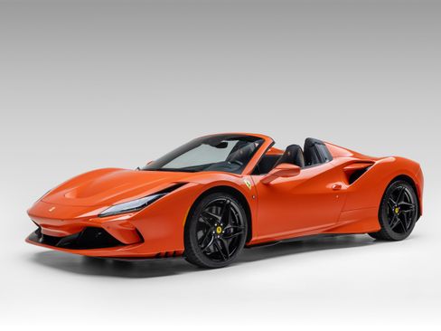 Certified 2022 Ferrari F8 Tributo image 4