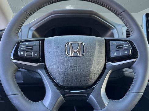 New 2026 Honda Odyssey Touring image 16