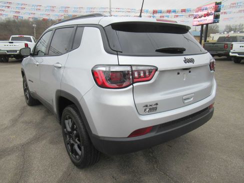 New 2026 Jeep Compass Altitude image 3