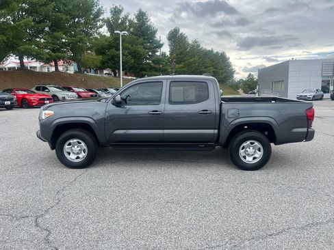 Used 2023 Toyota Tacoma SR image 2