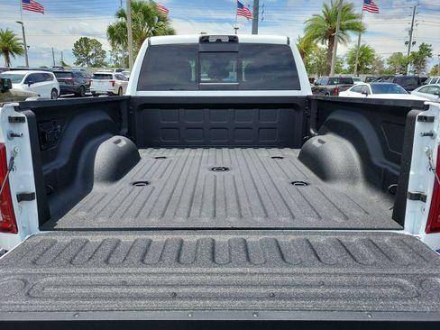New 2026 RAM 2500 Big Horn AWD/4WD image 24