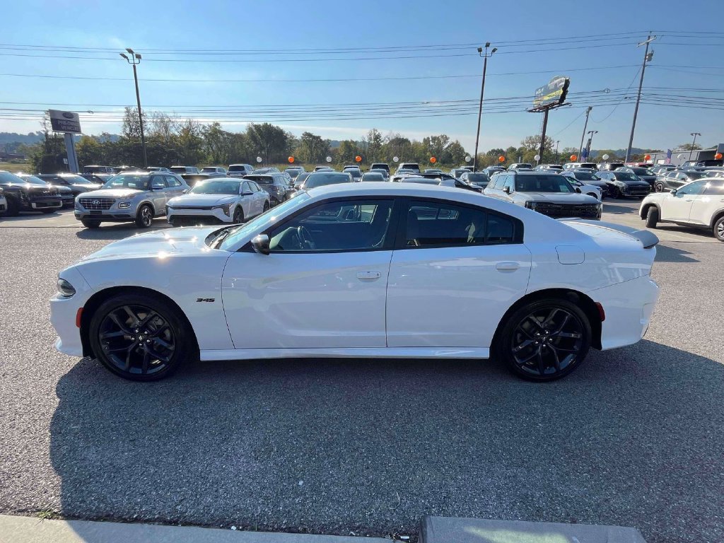 Used 2023 Dodge Charger R/T w/ Blacktop Package RWD image 27