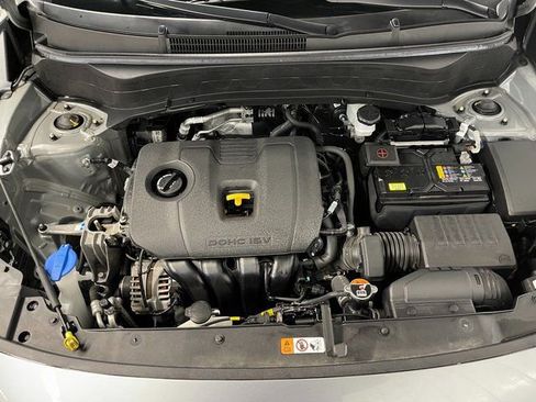 Used 2023 Kia Seltos LX image 11