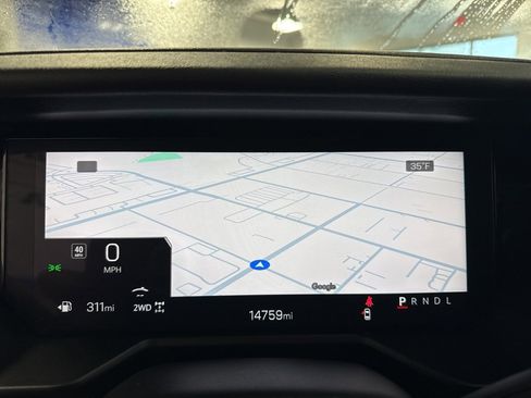 Used 2025 GMC Acadia Elevation image 12