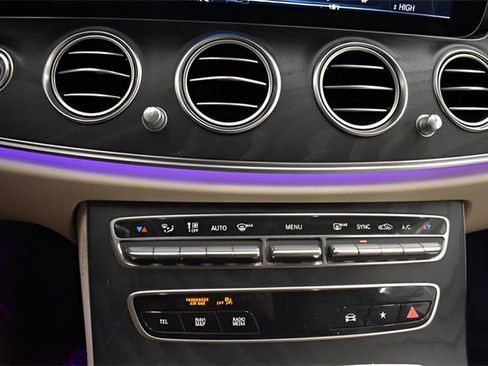 Used 2023 Mercedes-Benz E 350 4MATIC Sedan image 19