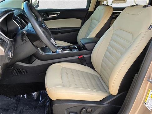 Used 2020 Ford Edge SEL w/ Convenience Package image 17