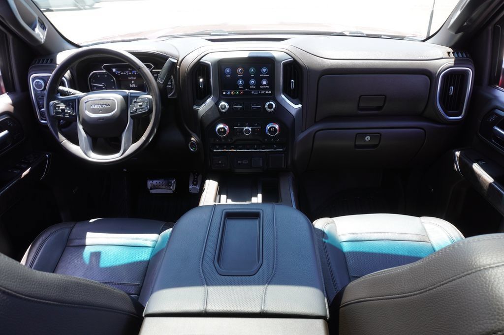 Used 2022 GMC Sierra 3500 Denali AWD/4WD image 13