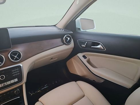 Used 2019 Mercedes-Benz GLA 250 image 3