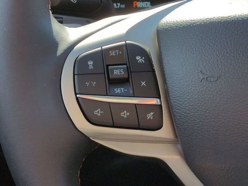 New 2026 Ford Explorer Active w/ Active Comfort Package image 30