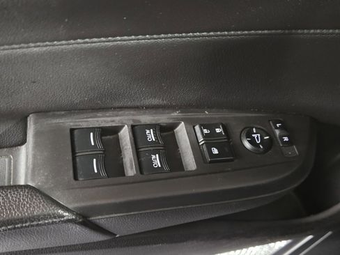 Used 2020 Acura ILX image 23