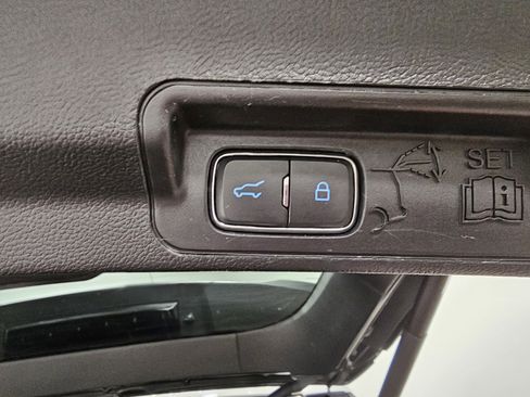 Used 2020 Ford Explorer ST image 29