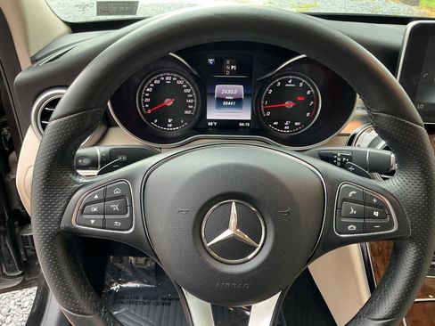 Used 2016 Mercedes-Benz C 300 4MATIC Sedan image 12