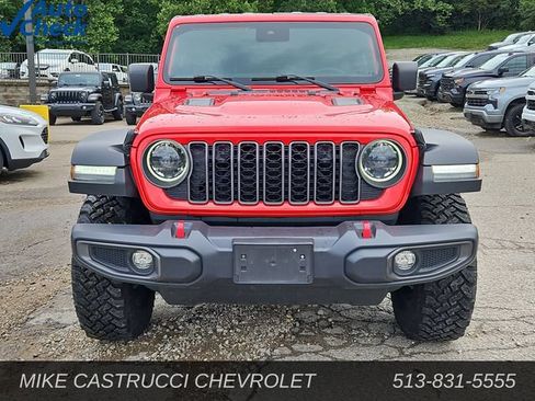 Used 2024 Jeep Wrangler Unlimited Rubicon AWD/4WD image 8
