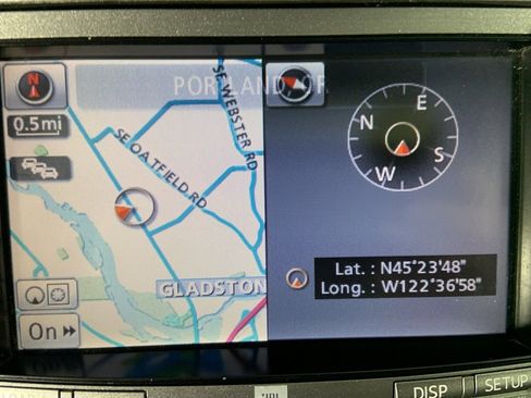 Used 2011 Toyota Venza AWD w/ Premium Pkg #2 image 12