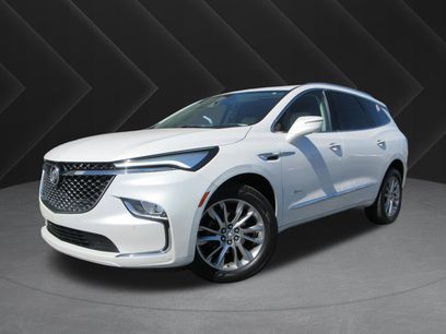 Used 2023 Buick Enclave Avenir w/ Trailering Package, 5000 lbs.