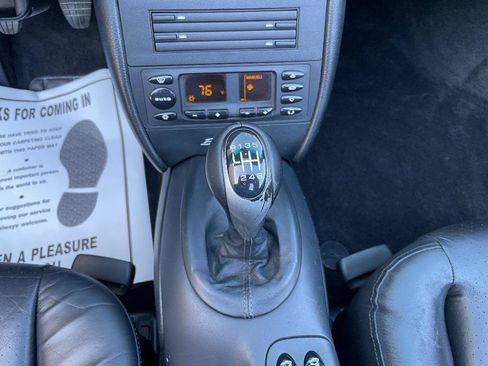 Used 2001 Porsche Boxster S image 22