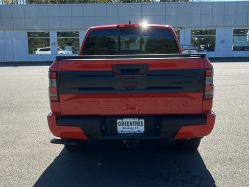 Used 2025 Nissan Frontier PRO-4X w/ Tow Package image 5