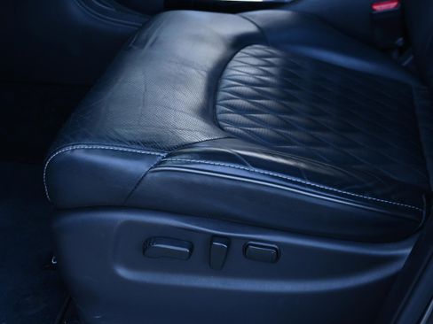 Used 2019 INFINITI QX80 Luxe w/ 22" Wheel Package image 36