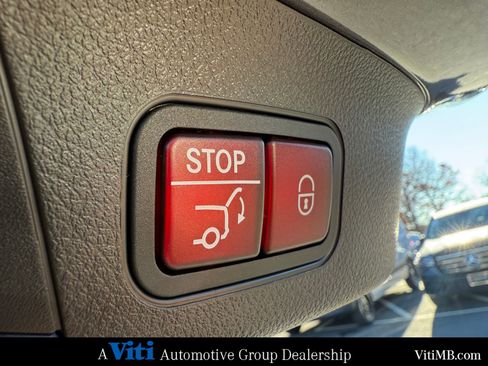 Certified 2023 Mercedes-Benz GLA 250 4MATIC image 25