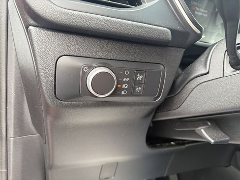 Certified 2020 Ford Escape SE image 30