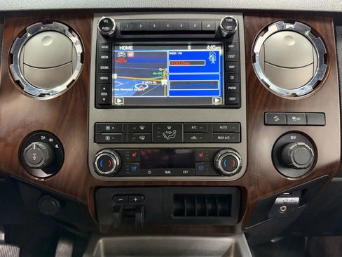 Used 2012 Ford F250 Lariat w/ Lariat Ultimate Pkg image 21