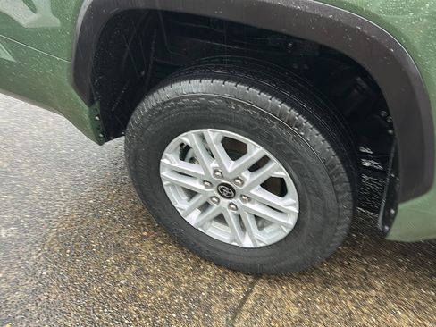 Used 2023 Toyota Tundra SR5 w/ SR5 Premium Package image 30