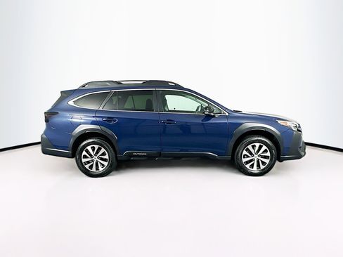 Used 2023 Subaru Outback Premium image 10
