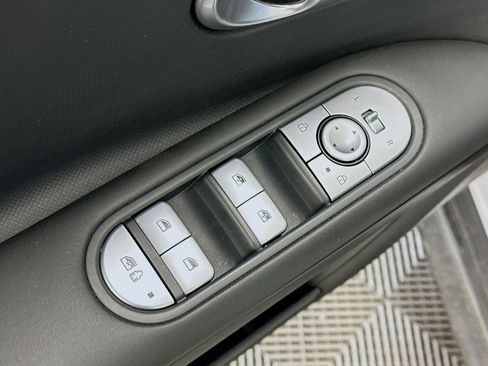 Used 2024 Hyundai Ioniq 5 SEL image 15