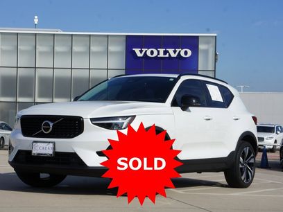 Certified 2023 Volvo XC40 B5 Plus w/ Climate Package