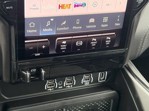 New 2026 RAM 3500 Limited AWD/4WD image 24
