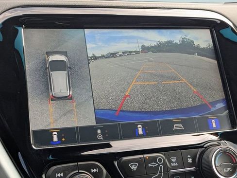 Used 2021 Chevrolet Bolt Premier w/ Infotainment Package FWD image 3