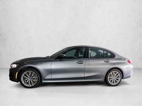 Used 2023 BMW 330i xDrive 330i xDrive w/ Driving Assistance Package image 8