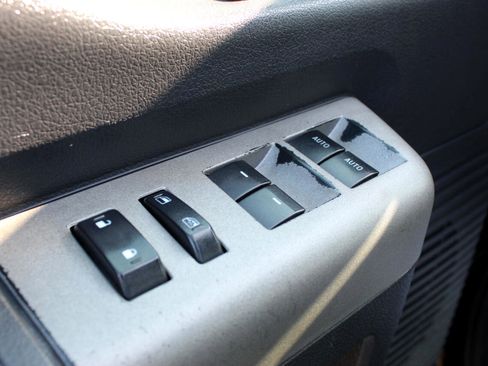 Used 2016 Ford F250 Lariat w/ Lariat Ultimate Package image 24