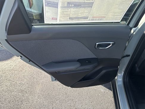 New 2025 Kia K4 EX image 23