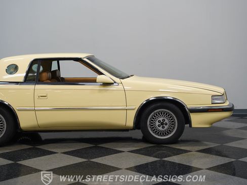 Used 1989 Chrysler TC by Maserati FWD image 29