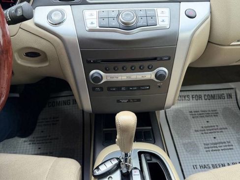 Used 2014 Nissan Murano S FWD image 16