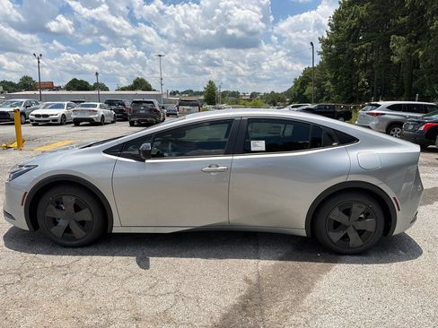 New 2026 Toyota Prius Plug-In Hybrid FWD image 8