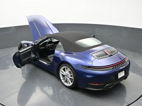 Certified 2025 Porsche 911 Carrera RWD image 21