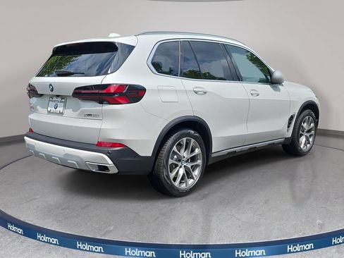 New 2026 BMW X5 xDrive40i w/ Premium Package AWD/4WD image 5