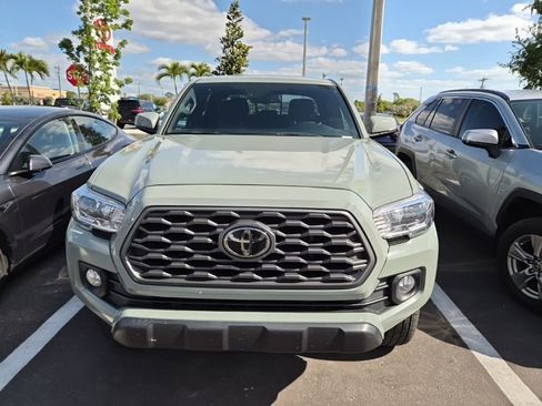Used 2023 Toyota Tacoma TRD Off-Road AWD/4WD image 2