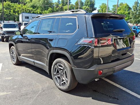 New 2026 Jeep Cherokee Limited AWD/4WD image 4