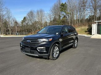 Used 2023 Ford Explorer XLT w/ Equipment Group 202A video 3