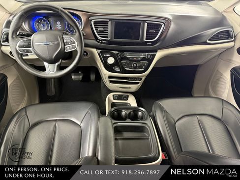 Used 2021 Chrysler Voyager Lxi FWD image 35