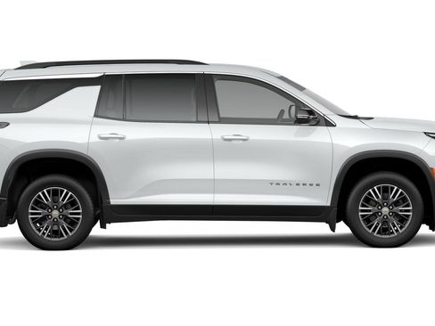 New 2027 Chevrolet Traverse LT AWD/4WD image 3