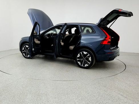 New 2026 Volvo XC60 B5 Plus w/ Climate Package image 12