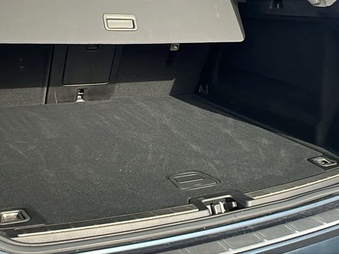 Used 2023 Volvo XC60 B6 Ultimate w/ Climate Package image 27