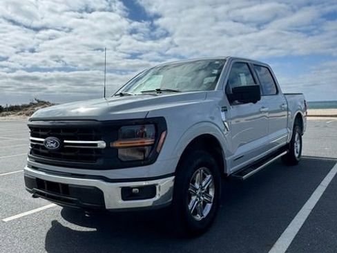 Used 2024 Ford F150 XLT w/ Mobile Office Package image 9