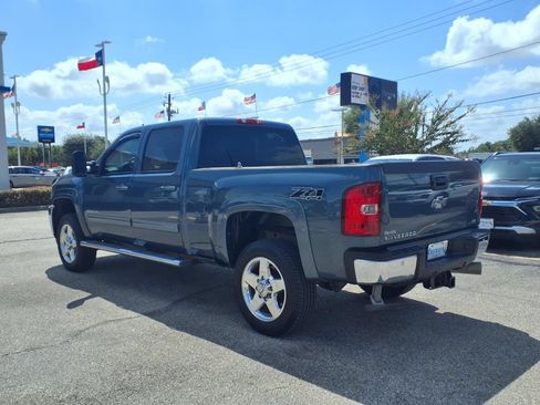 Used 2013 Chevrolet Silverado 2500 LTZ w/ LTZ Plus Package AWD/4WD image 23