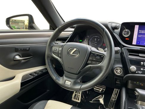 Used 2023 Lexus ES 300h F Sport w/ Accessory Package (Z2) image 12