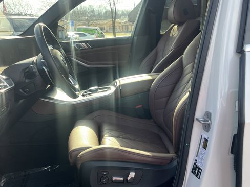 Used 2024 BMW X5 xDrive40i w/ Premium Package image 17